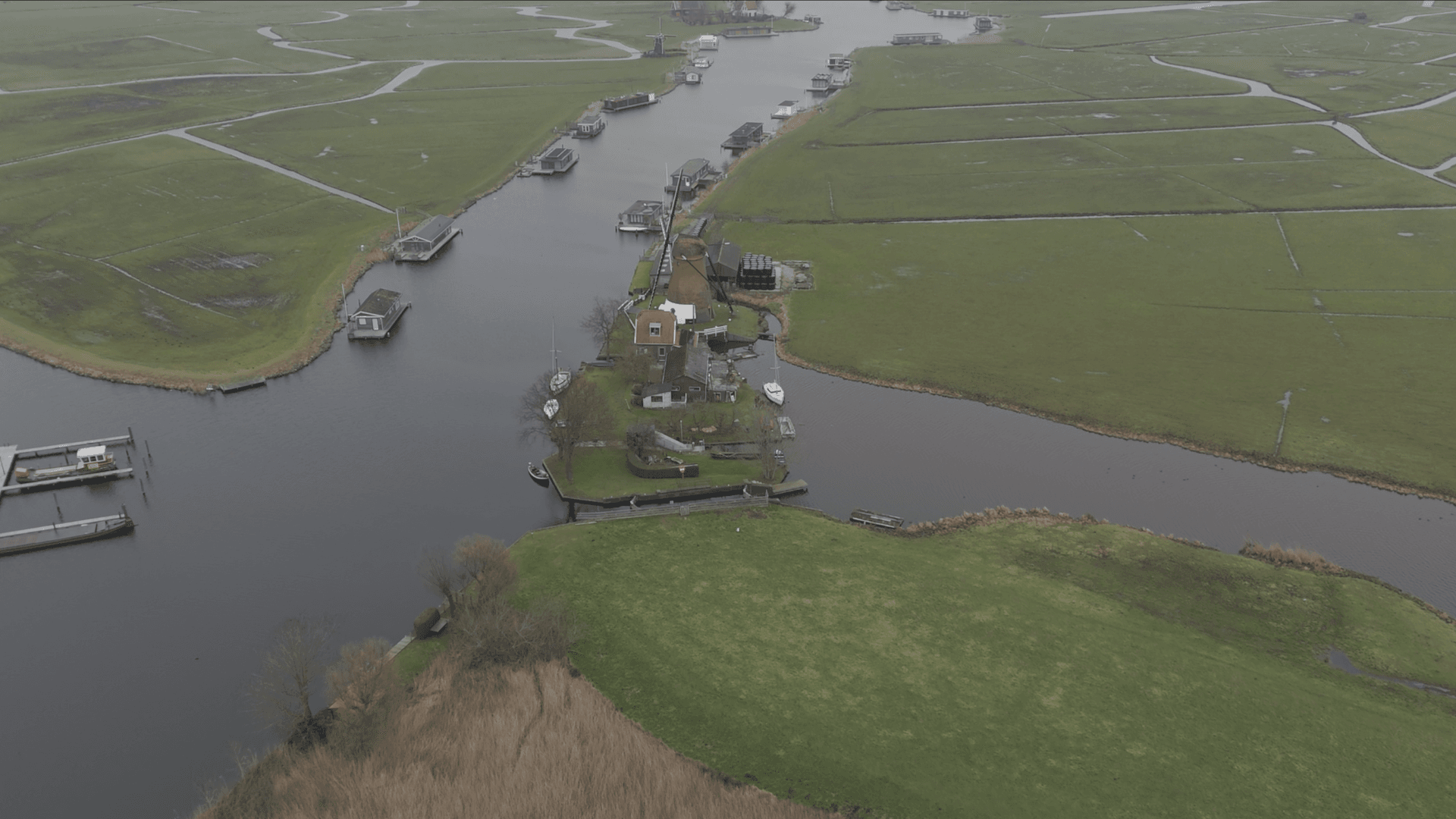 Drone video onbewerkt molen | Heijkoop Media